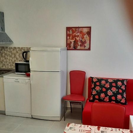 Apartmani Mw, Crveni Apartman Baska  Luaran gambar