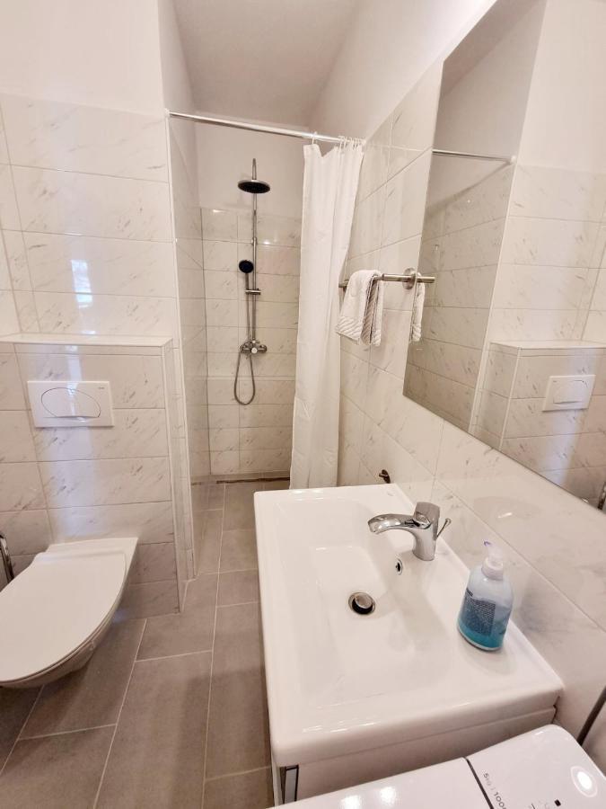 Apartmani Mw, Crveni Apartman Baska  Luaran gambar